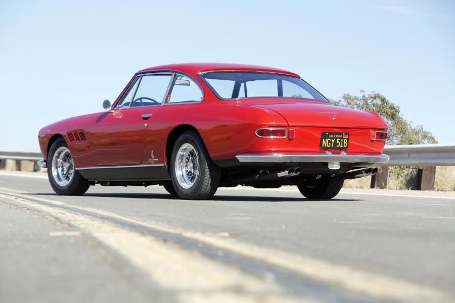  Ferrari 330 GT 2+2 (Series I) 1964 года  (фото 42 из 44)